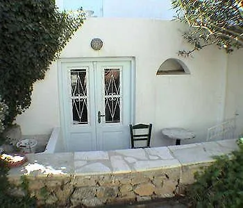 Elenis Studio Ornos